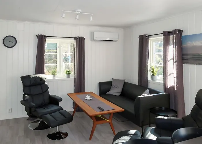 בית נופש Nesholmen By Interhome